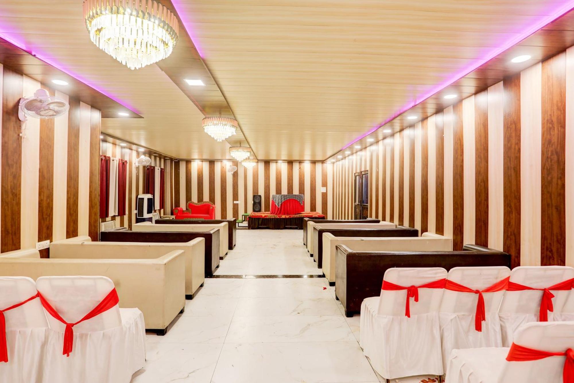 Super Townhouse Gida Near Rto Office Hotel Gorakhpur Kültér fotó